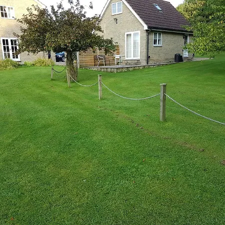 Waterside Semesterbostad